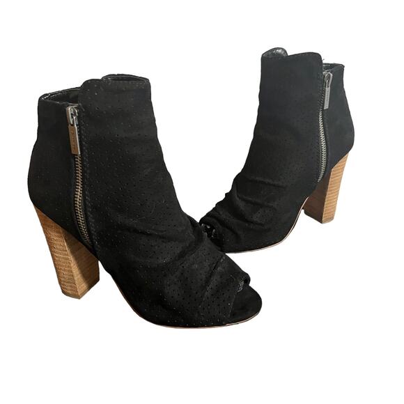 Express Shoes Black Perforated Double Zip Peep Toe Faux Suede Heels 7 - Picture 1 of 12